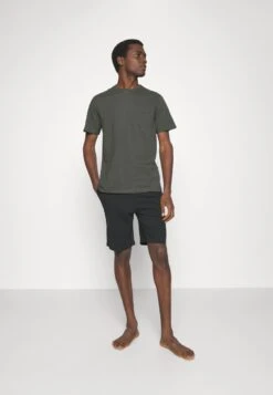 Pier One Nachtwäsche Set - Black/khaki -Pier One Verkäufe 02603aa2a4af40eeac146d586ac5f936