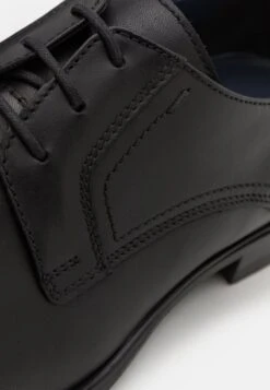 Pier One LEATHER - Schnürer - Black -Pier One Verkäufe 05811a4bfe5243e3bee15ff78978f3c0