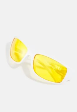 Pier One UNISEX - Sonnenbrille - White -Pier One Verkäufe 06212ea48c0f4037abc6a62aa2c032d6