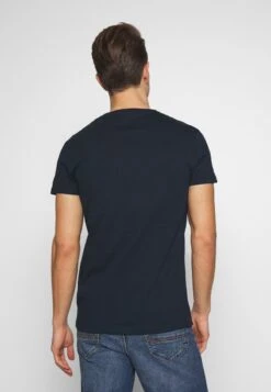 Pier One T-Shirt Basic - Dark Blue -Pier One Verkäufe 0af70e7725c7425f98d85c327ef43d82