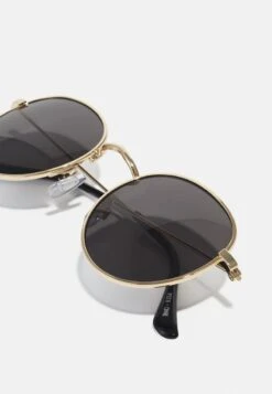 Pier One UNISEX - Sonnenbrille - Black/gold -Pier One Verkäufe 126e9360ab5948a49821b42d80d15fbc
