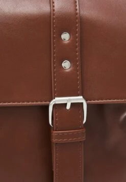 Pier One Umhängetasche - Brown -Pier One Verkäufe 13681cf0e15d4e7a880bcd49346bf5a1