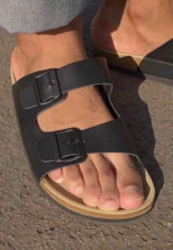 Pier One Verkäufe -Pier One Verkäufe 1649683664378