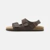 Pier One UNISEX - Riemensandalette - Dark Brown -Pier One Verkäufe 1a7a848effe2485c8d756f7696fd5864