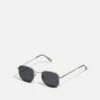 Pier One UNISEX - Sonnenbrille - Black/silver-coloured -Pier One Verkäufe 1be30f00c6c4442cbca038c2a30715c8