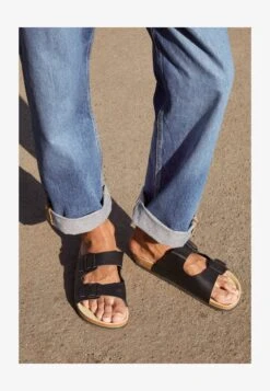 Pier One UNISEX - Hausschuh - Black -Pier One Verkäufe 24272c78a40c4e589b9d280fcb0d7a40