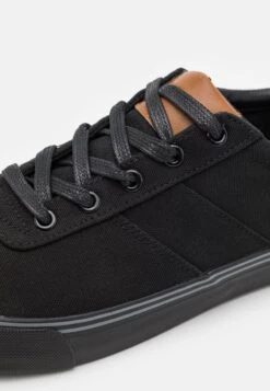 Pier One UNISEX - Sneaker Low - Black -Pier One Verkäufe 3511c1ca32e9469d9ac139b94d6e1291