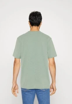 Pier One 5 PACK - T-Shirt Basic - Mint/off-white/khaki -Pier One Verkäufe 39f674774e2748fb83e82e2803d04471