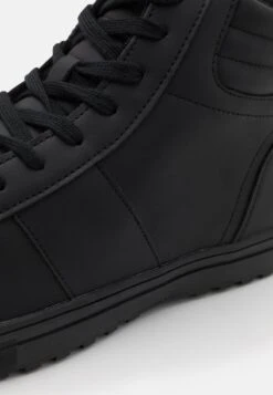 Pier One Sneaker High - Black -Pier One Verkäufe 4b78c9f9b870432a8e692c1b853c99c2