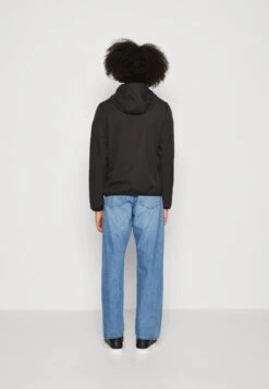 Pier One Regenjacke / Wasserabweisende Jacke - Black -Pier One Verkäufe 4e357a4c9dc64463935acb495187a2e8