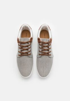 Pier One UNISEX - Sneaker Low - Light Grey -Pier One Verkäufe 60fe947ef8cf4df19401d326e0123b74