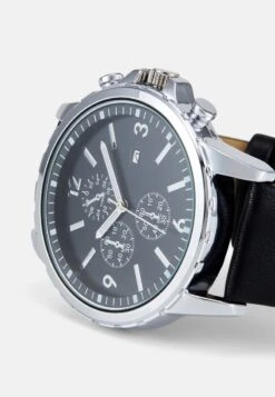 Pier One Uhr - Black/silver-coloured -Pier One Verkäufe 644c3a153d4d4e5a83a63da34d11f675