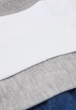 Pier One 7 PACK - Socken - Blue -Pier One Verkäufe 64508762fb424aaeb58ab203dc222e6d