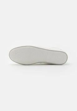 Pier One UNISEX - Sneaker Low - White -Pier One Verkäufe 68719e2527e2402e931a903c66ab7baf