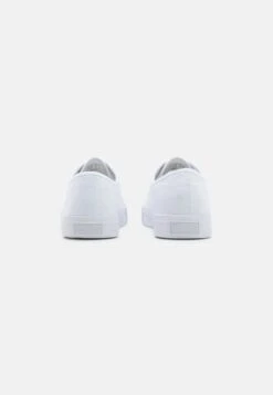 Pier One UNISEX - Sneaker Low - White -Pier One Verkäufe 68b711ddaecd4cfaacd471e0905628b6
