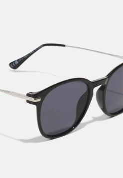 Pier One Sonnenbrille - Black -Pier One Verkäufe 6b7e0f98517344fcb83af59186c802d2