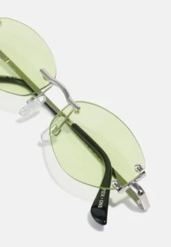 Pier One UNISEX - Sonnenbrille - Green -Pier One Verkäufe 6c5660cb198a4273a5c8fcc982a3d0e1
