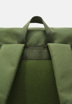 Pier One UNISEX - Tagesrucksack - Khaki -Pier One Verkäufe 6ca1361e2ce94be09cb2ef61140359e0