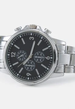 Pier One UNISEX - Uhr - Silver-coloured/black -Pier One Verkäufe 74a3ccc1c5ec4cf19b661e26058a743f