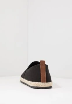 Pier One RENA ESPADRILLE UNISEX - Espadrille - Black -Pier One Verkäufe 7feacd16e0f641c0a3bc1ce06bef0121