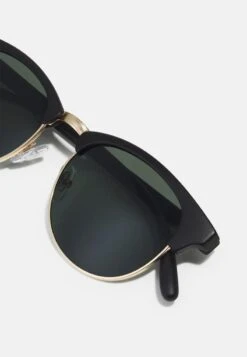 Pier One UNISEX - Sonnenbrille - Black/green -Pier One Verkäufe 831de5521564468e8ff4e765d8deb134