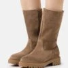 Pier One LEATHER WINTER BOOT - Stiefel - Taupe -Pier One Verkäufe 8bef5468585a4c10acc85d415b419533