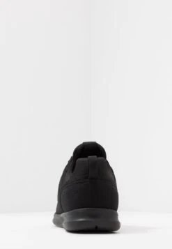 Pier One Sneaker Low - Black -Pier One Verkäufe 8c04451f4e72418c90d848f6c7b77d6d