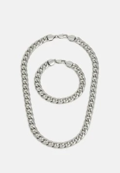 Pier One 2PACK SET - Halskette - Silver-coloured -Pier One Verkäufe 8c39ffde39e843089dc5aef781e1957b 1