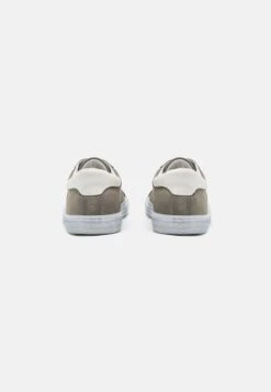 Pier One Sneaker Low - Grey -Pier One Verkäufe 8dce156f603c4f1e949ccd2231979907