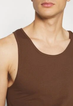 Pier One 3PCK SKIN TONE RIB VEST - Unterhemd/-shirt - Brown -Pier One Verkäufe 9f31fc2f68bd4a4785af045b430b1d83
