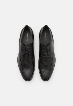 Pier One Schnürer - Black 11 Pier One Schnürer - Black -Pier One Verkäufe a050826ec9954c58801ac79c3b78ca4e