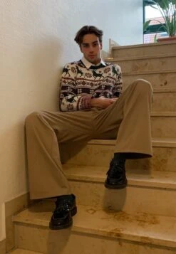 Pier One Strickpullover - Navy -Pier One Verkäufe a2a4e54629934a4a8b162fc5cba94b72