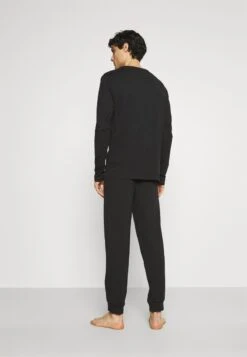 Pier One Nachtwäsche Set - Black -Pier One Verkäufe b9b8fb88b64649ea840444d93817e424