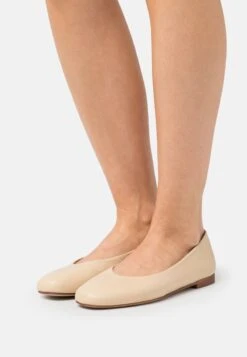 Pier One LEATHER - Klassischer Ballerina - Beige