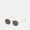 Pier One UNISEX - Sonnenbrille - Gold-coloured/black 1 Pier One UNISEX - Sonnenbrille - Gold-coloured/black -Pier One Verkäufe c27393109d3f47c8aac08cdcbd984392