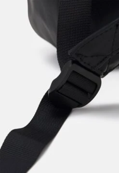 Pier One Tagesrucksack - Black -Pier One Verkäufe c3c19a965cd749d685f581c9c42d093a