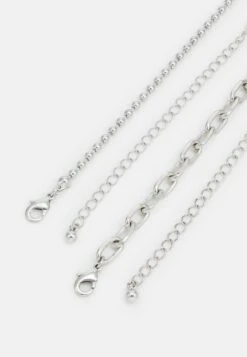 Pier One UNISEX 2 PACK - Halskette - Silver-coloured -Pier One Verkäufe c48bf3fdb7a0442fb397ef0b1a72c5d1