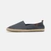 Pier One UNISEX - Espadrille - Dark Grey 1 Pier One UNISEX - Espadrille - Dark Grey -Pier One Verkäufe c4a369234c074ed3bb06797d796df8f5