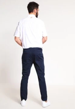Pier One SLIM FIT CHINO - Chino - Dark Blue 10 Pier One SLIM FIT CHINO - Chino - Dark Blue -Pier One Verkäufe d781d37eda76425a93e9a0a3b37f56fe