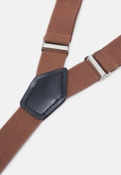 Pier One SET - Sonstige Accessoires - Brown -Pier One Verkäufe e6255cad1dda491a818caf178ee77354