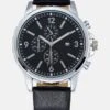 Pier One Uhr - Black/silver-coloured -Pier One Verkäufe e82b9088d16947b1aec20bc8526455b7