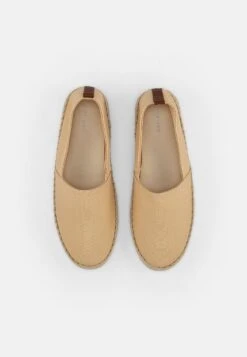 Pier One RENA ESPADRILLE UNISEX - Espadrille - Beige -Pier One Verkäufe ee8bede9139e442b9465d505e9097d21