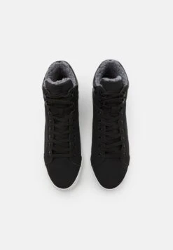 Pier One UNISEX - Sneaker High - Black 11 Pier One UNISEX - Sneaker High - Black -Pier One Verkäufe f0564fe759ff4238aeab54674358d28b